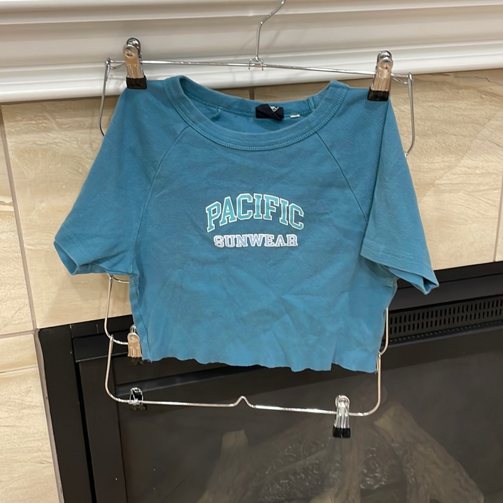 blue cropped baby tee from pacific sunwear size medium